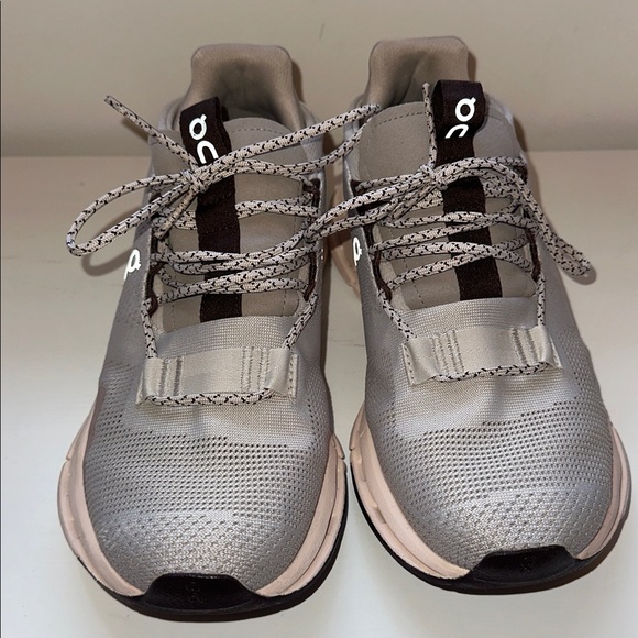 On Running Shoes - On Running Cloudnova sneakers